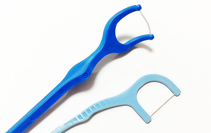 ホルダー付きデンタルフロス