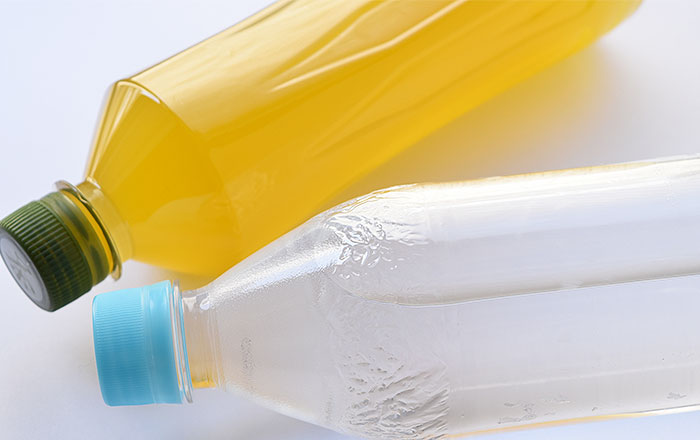 ②食事のあとは水かお茶で口の中をリセット