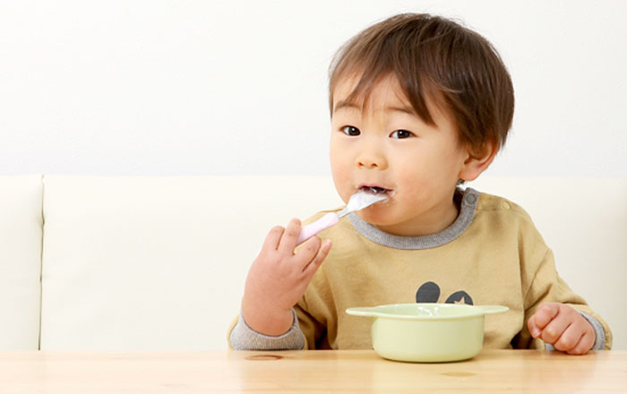 子どもが虫歯になりやすい理由:間食の回数が多くなりがち