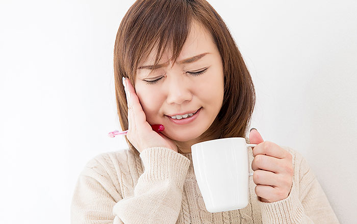 どんな時に歯がしみるのか？